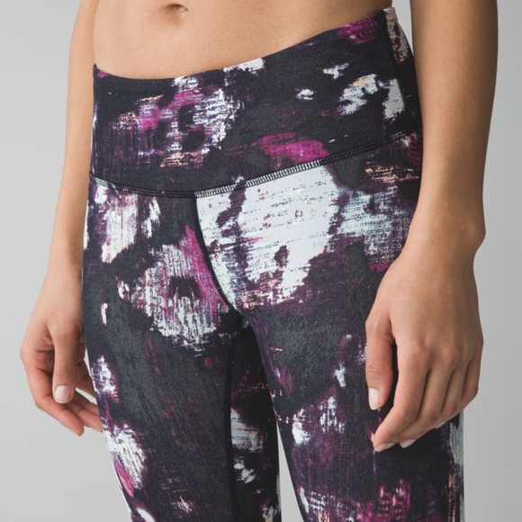 LULULEMON WUNDER UNDER CROP III LEGGINGS KARA BLOSSOM MULTI 4 - Picture 3 of 11